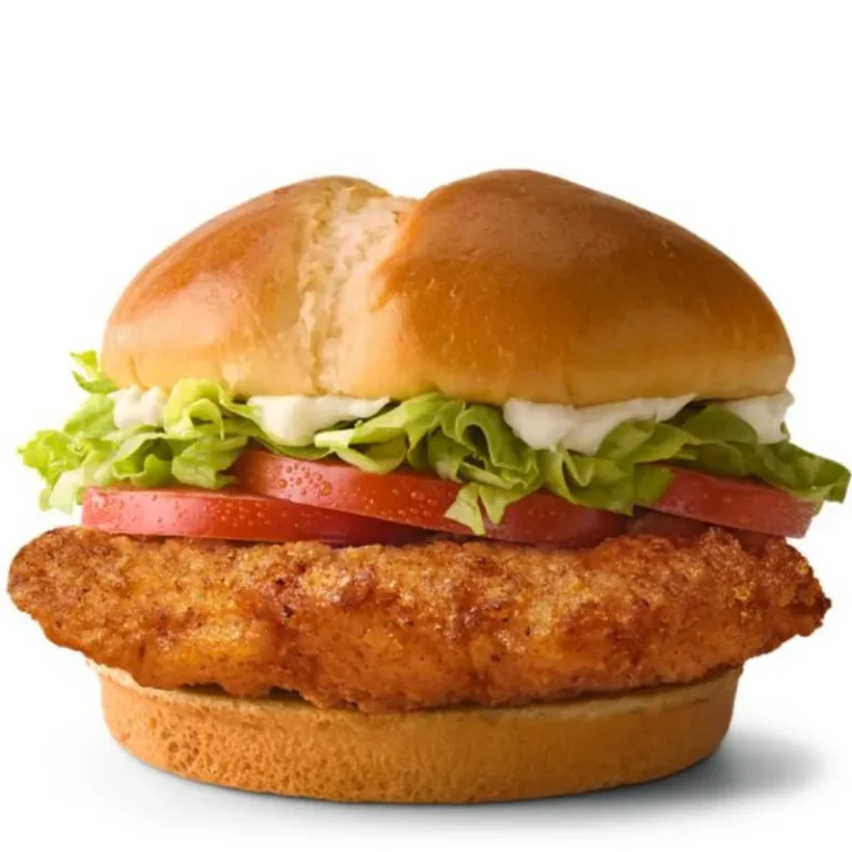 McDonald’s Deluxe McCrispy Chicken Sandwich Price, & Nutrition 1 McDonald’s Deluxe McCrispy